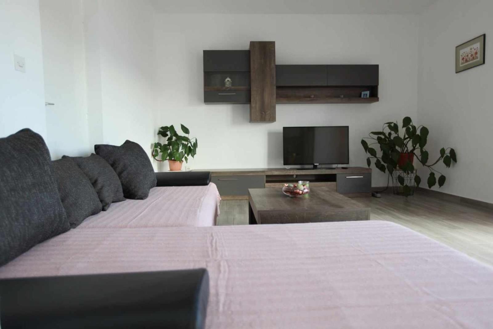 Apartmani Ivana Trogir Ngoại thất bức ảnh
