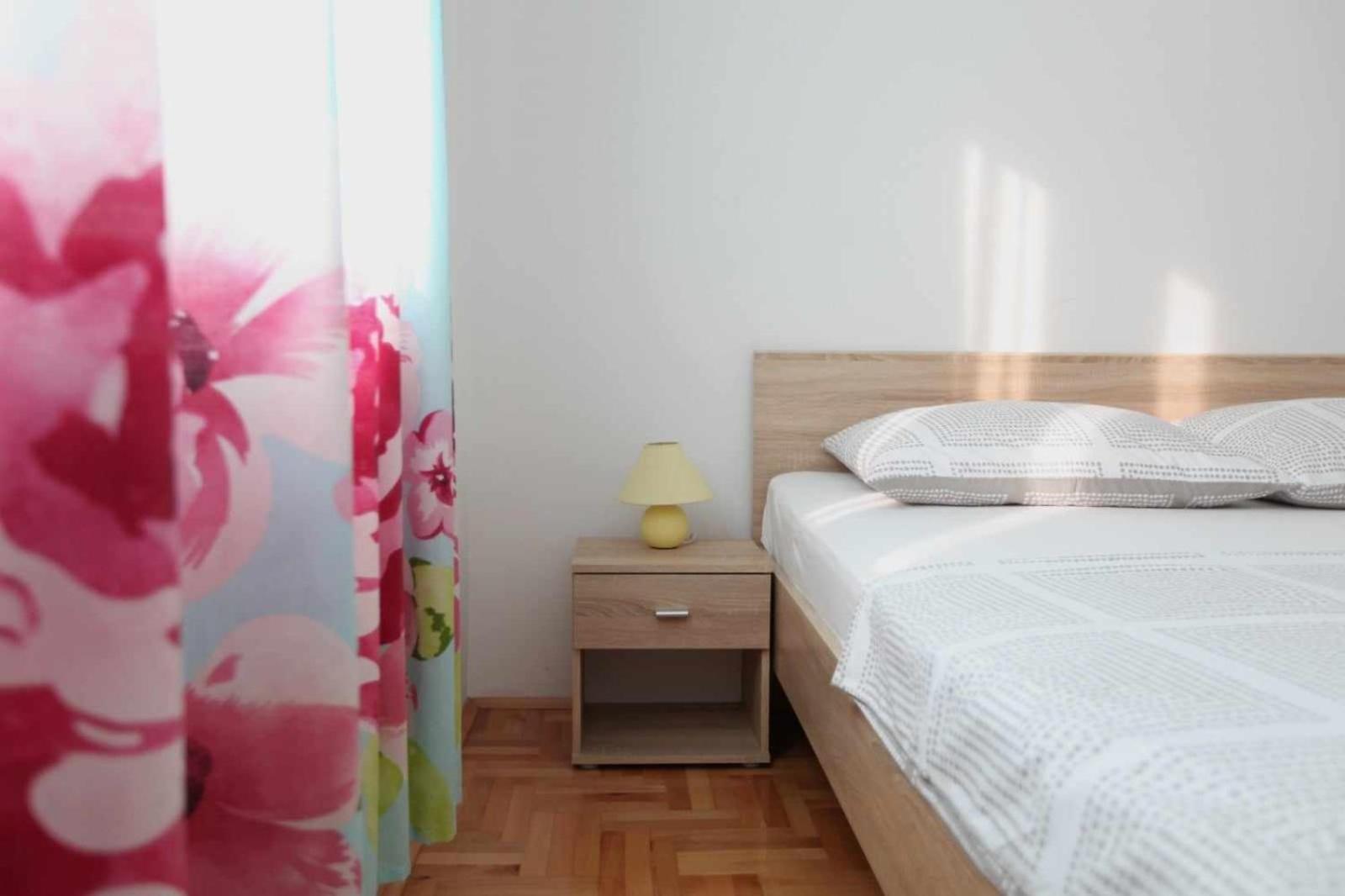 Apartmani Ivana Trogir Ngoại thất bức ảnh